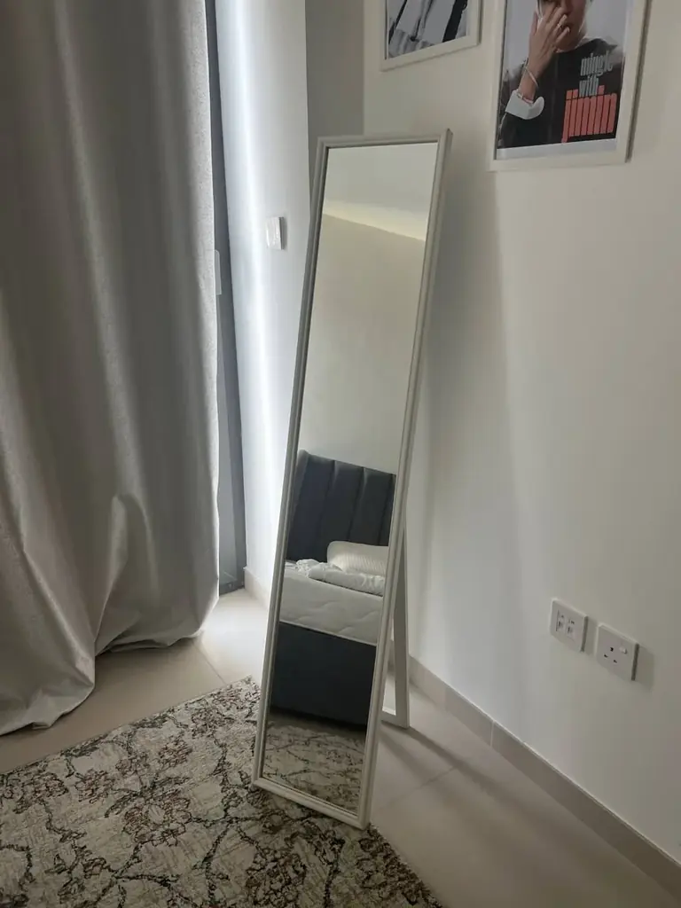 Напольное зеркало IKEA, белая рама, 30×150 см