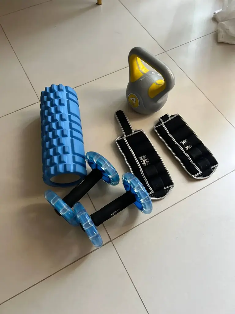 Набор для домашнего спортзала – гиря, ролики для пресса, foam roller, утяжелители