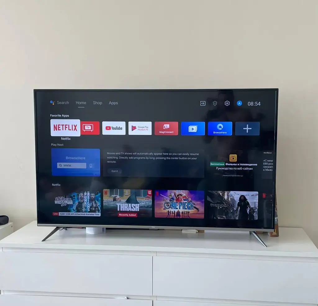 Смарт TV - TCL 55 inch smart tv - 600 AED