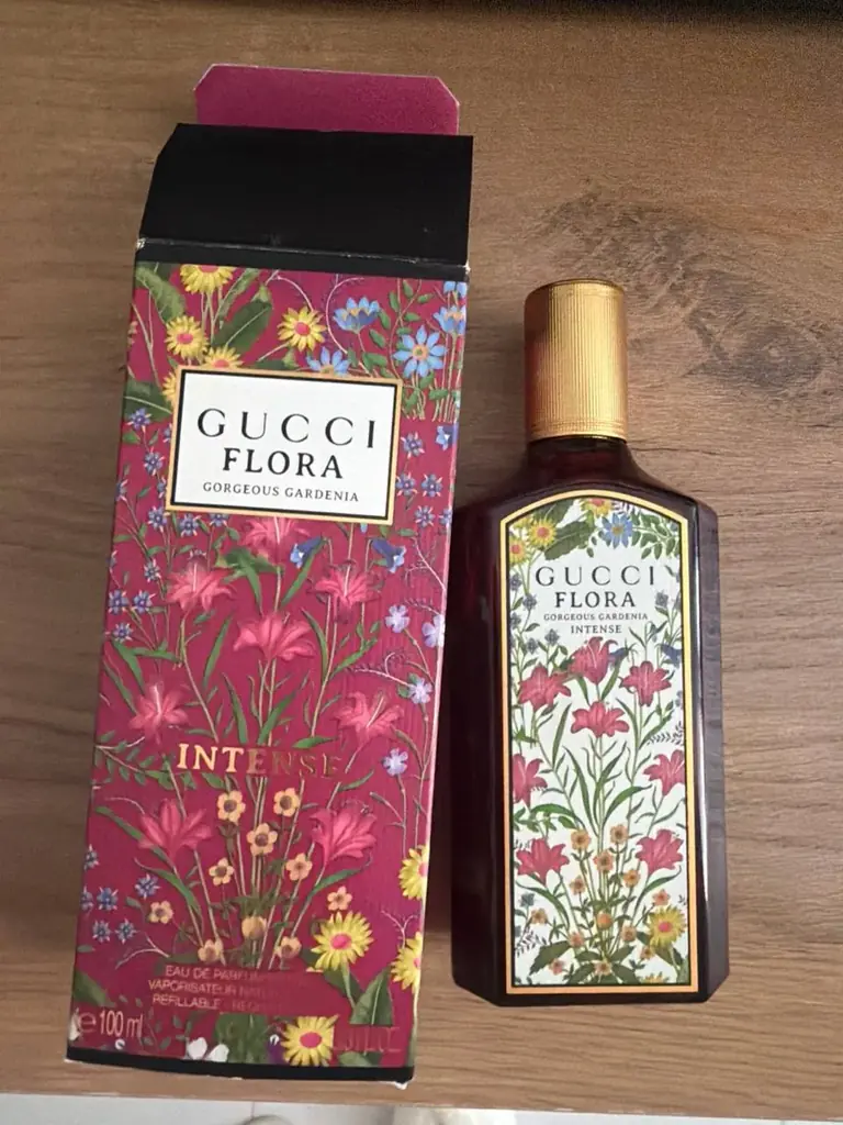 Продам новый парфюмот Gucci ,очень приятный аромат , недавно вышли.