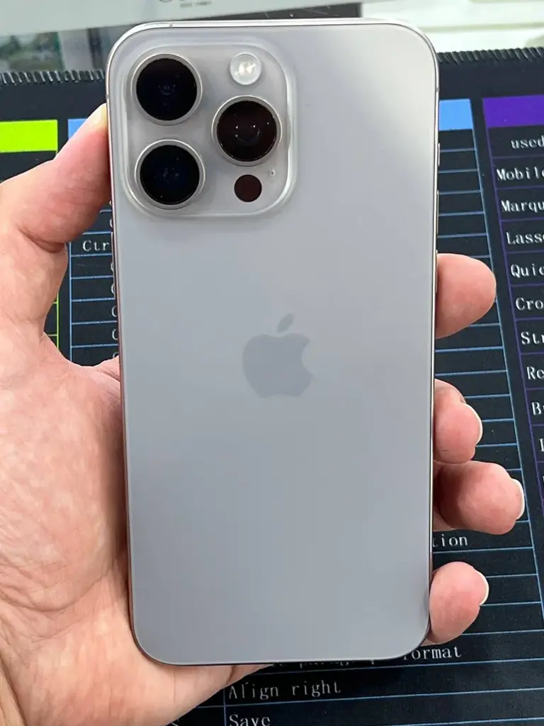 iPhone 15 Pro Max