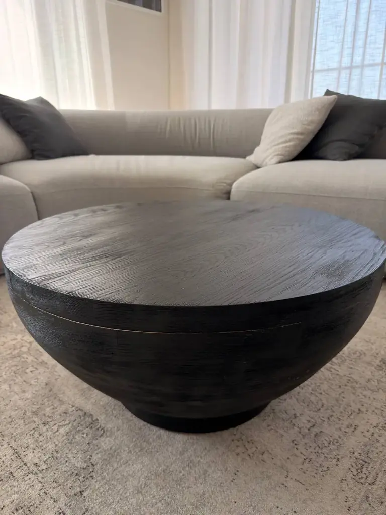 Круглый деревянный стол для кофе 1400 aed