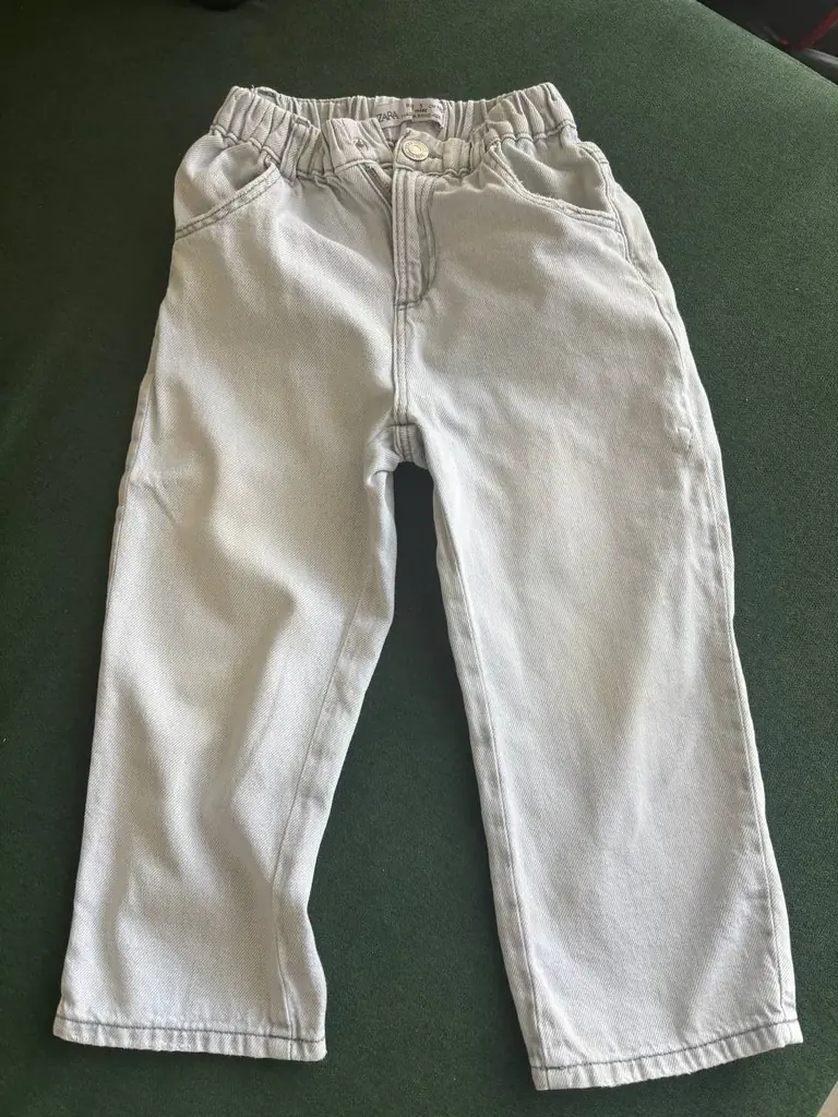 Детские вещи на 4-6 лет, ZARA, все почти новое, по 20 дирхам, Town Square