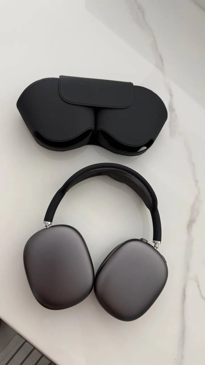 AirPod max1