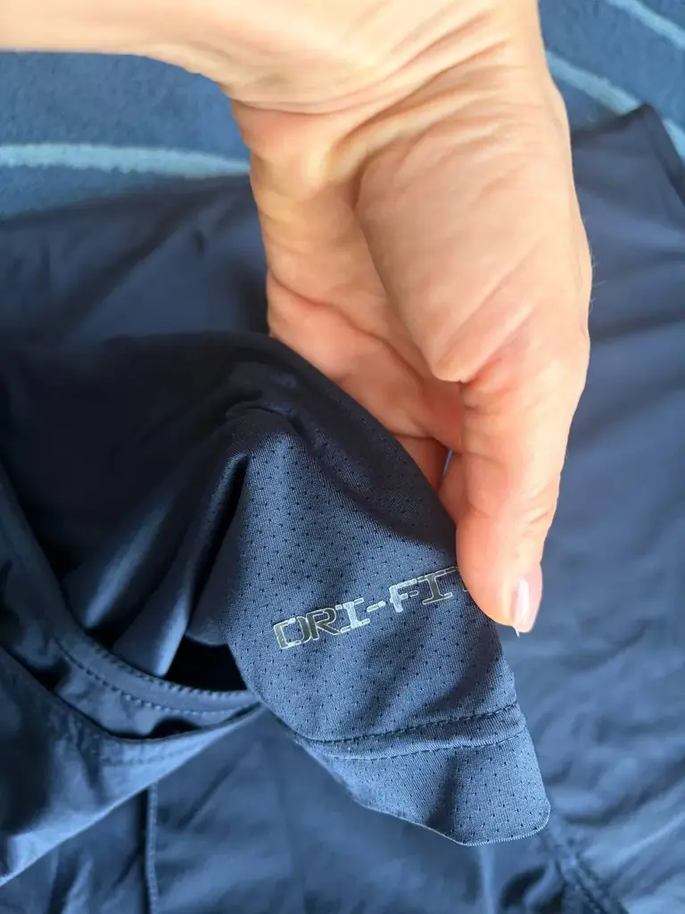 Мужская спортивная одежда пакетом. Как новая. 100 aed Bluewaters