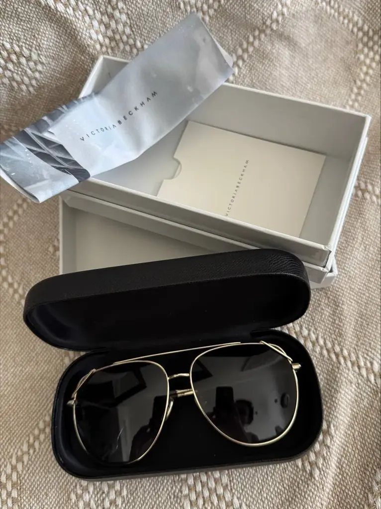 Очки Victoria Beckham