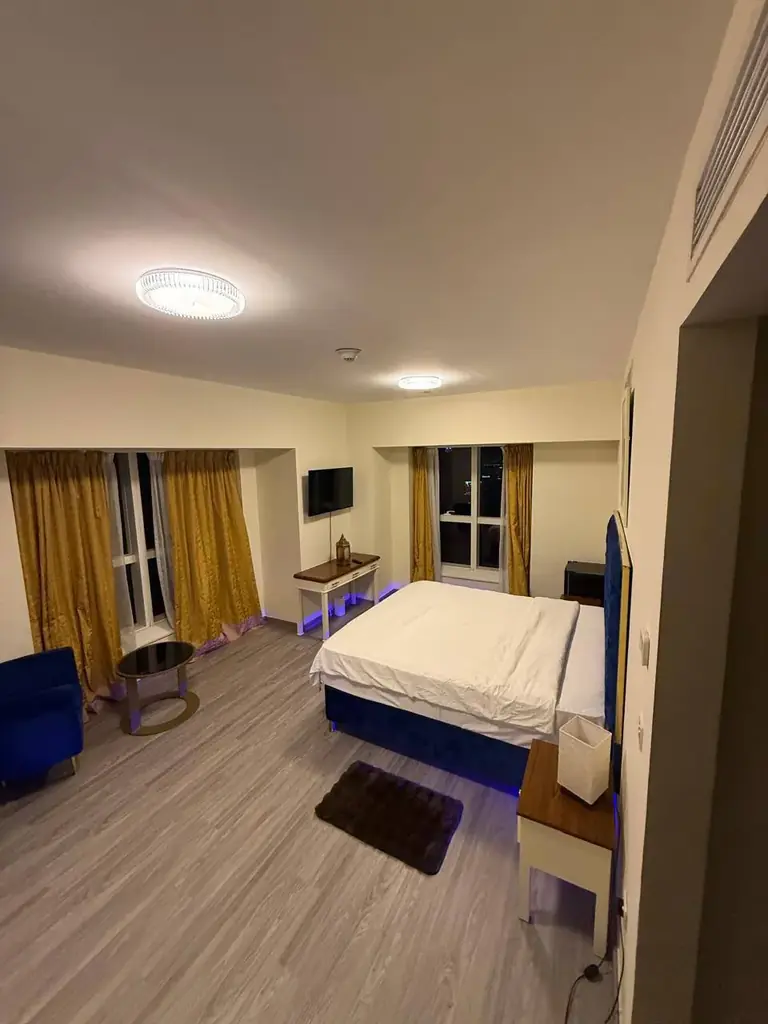 BIG Master room