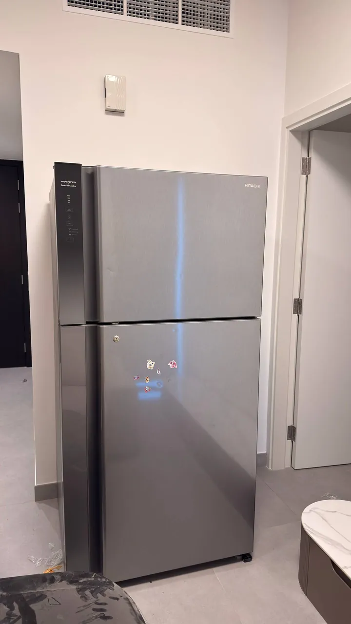 Холодильник Hitachi 500Л