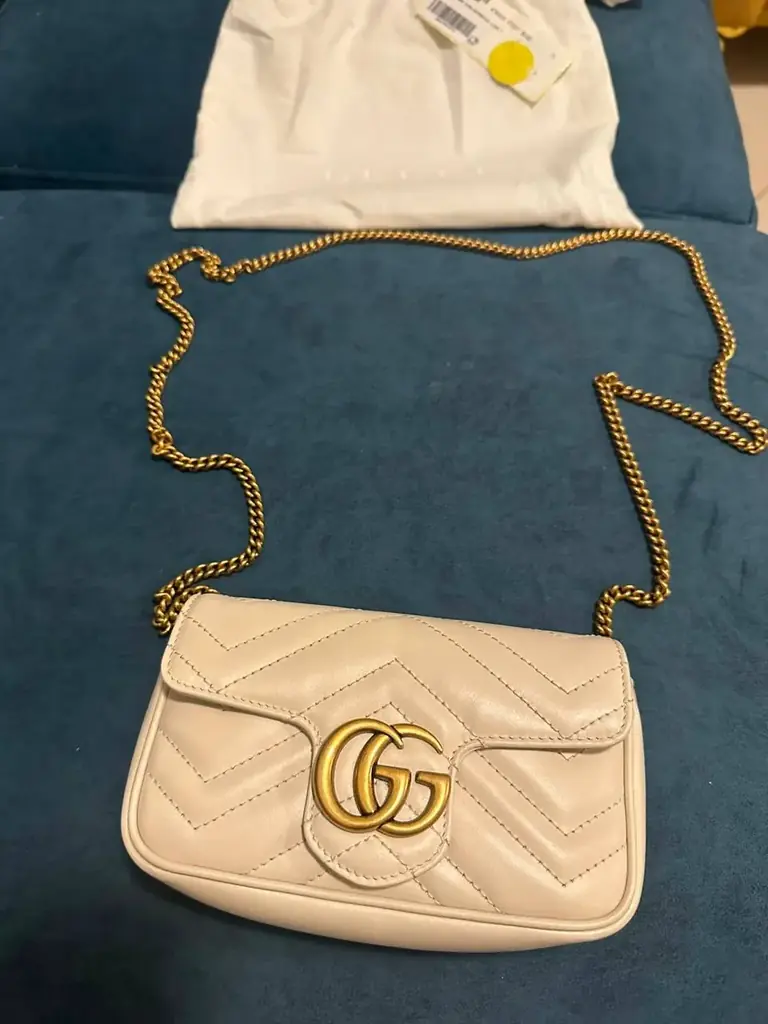 Продам Gucci( оригинал)
