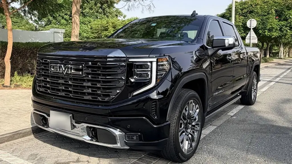 GMC Sierra Denali Ultimate 2024 | 6.2L V8 | Stunning Black | GCC Specs| Full Agency History | Warra…