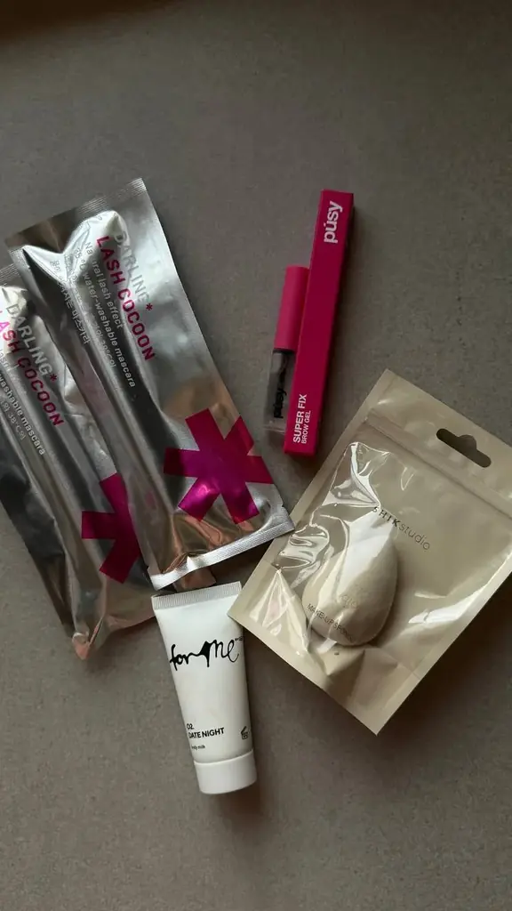 Новый набор косметики — 120 AED за всё