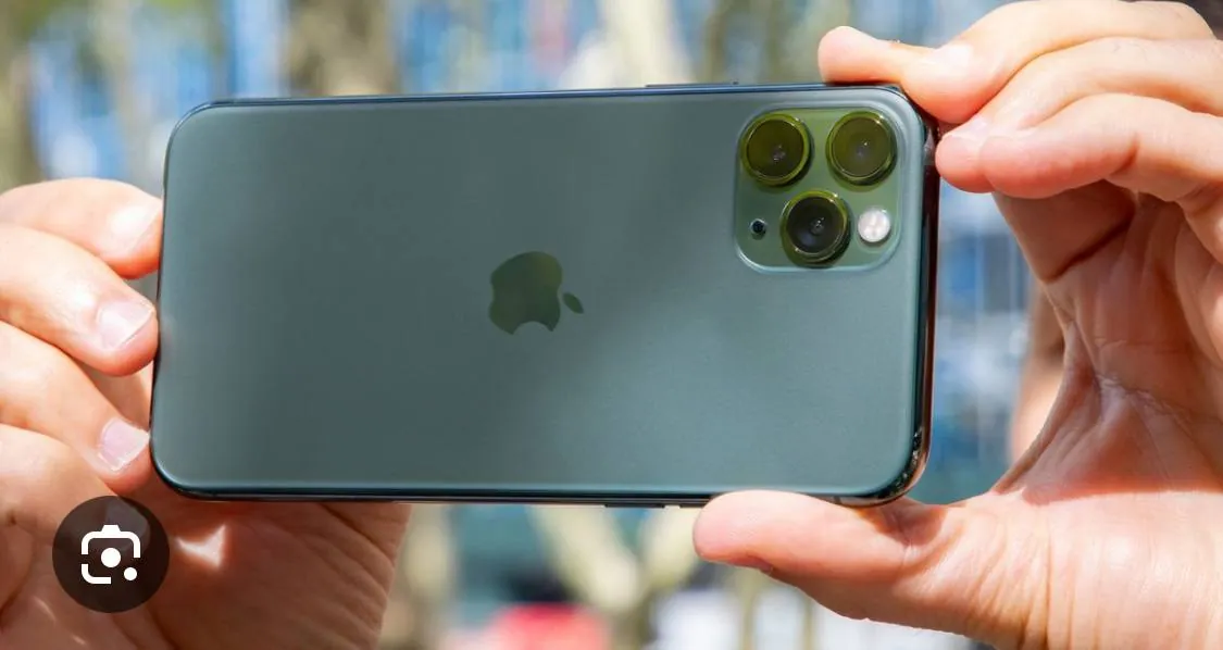 iPhone 11 Pro 512 г 1100 aed