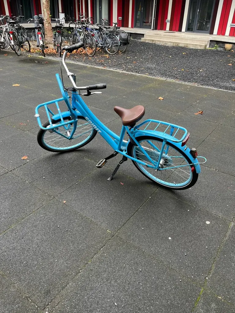 Selling bike, on campus