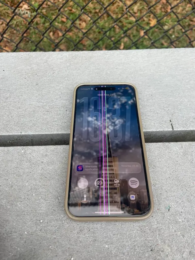 Iphone 15 pro max battery 84% touch screen works but has the lines in the screen as shown in the im…