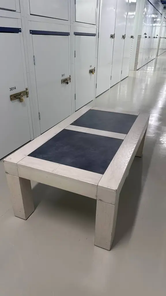 table for sale, 15 euros