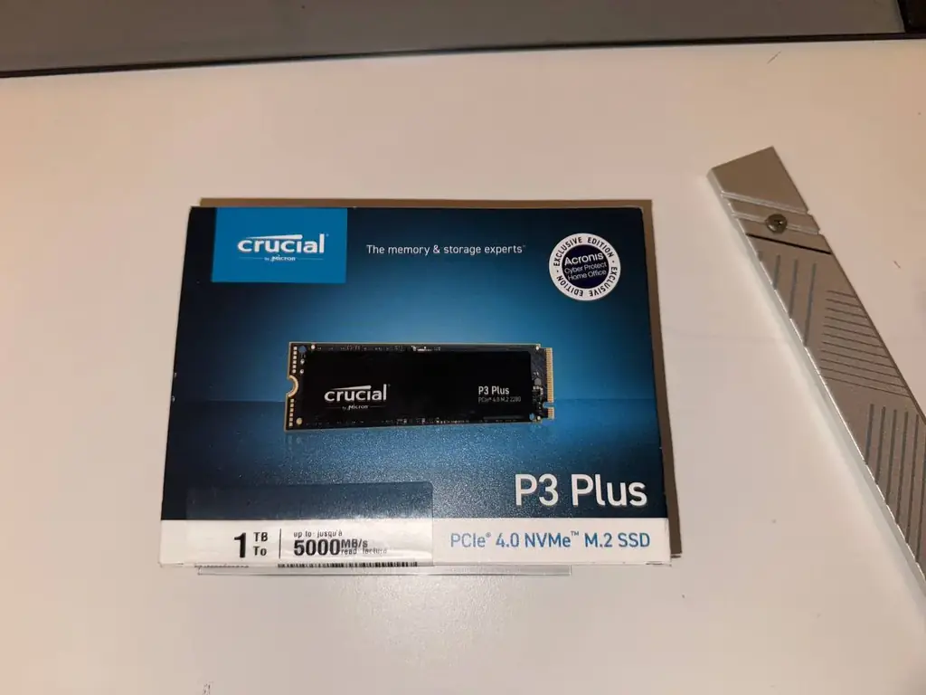 Selling Crucial P3 Plus 1TB M.2 2280 NVMe SSD.