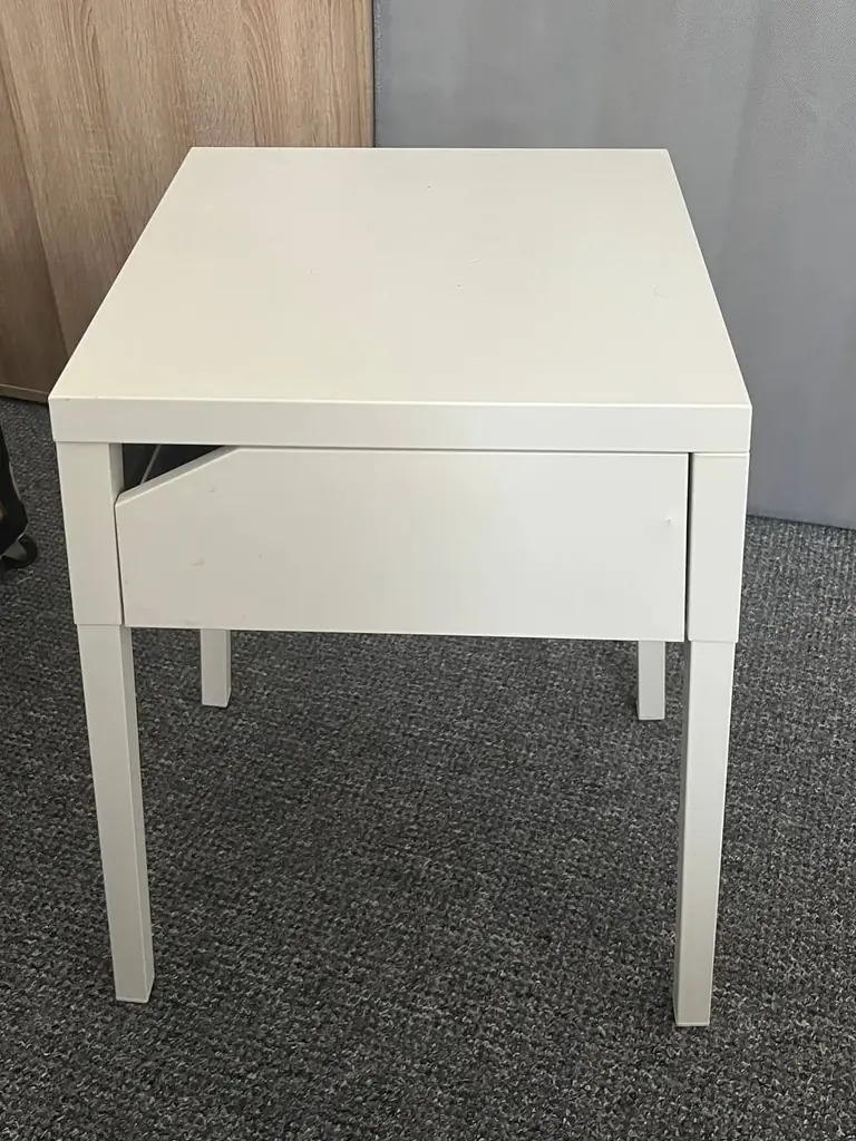 I have 2 of these nightstands ,