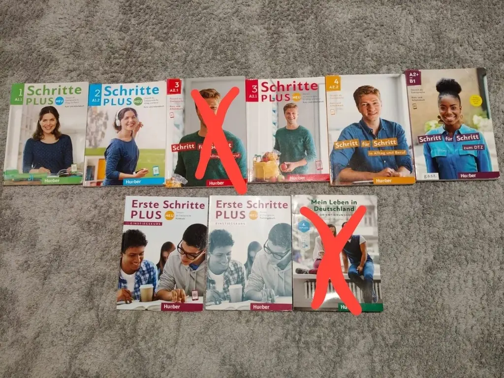 Продам книги, все практически не использованные. 10 евро штука.