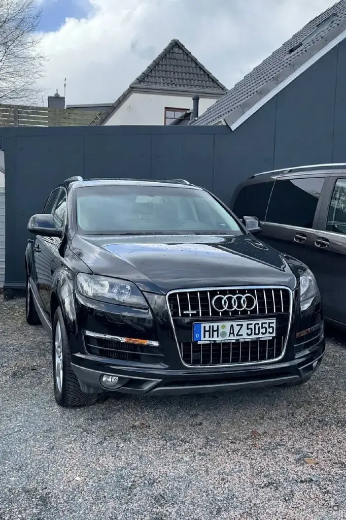 Audi Q7 3.0 TDI | 120 000 км | 2-й владелец | Идеальное состояние