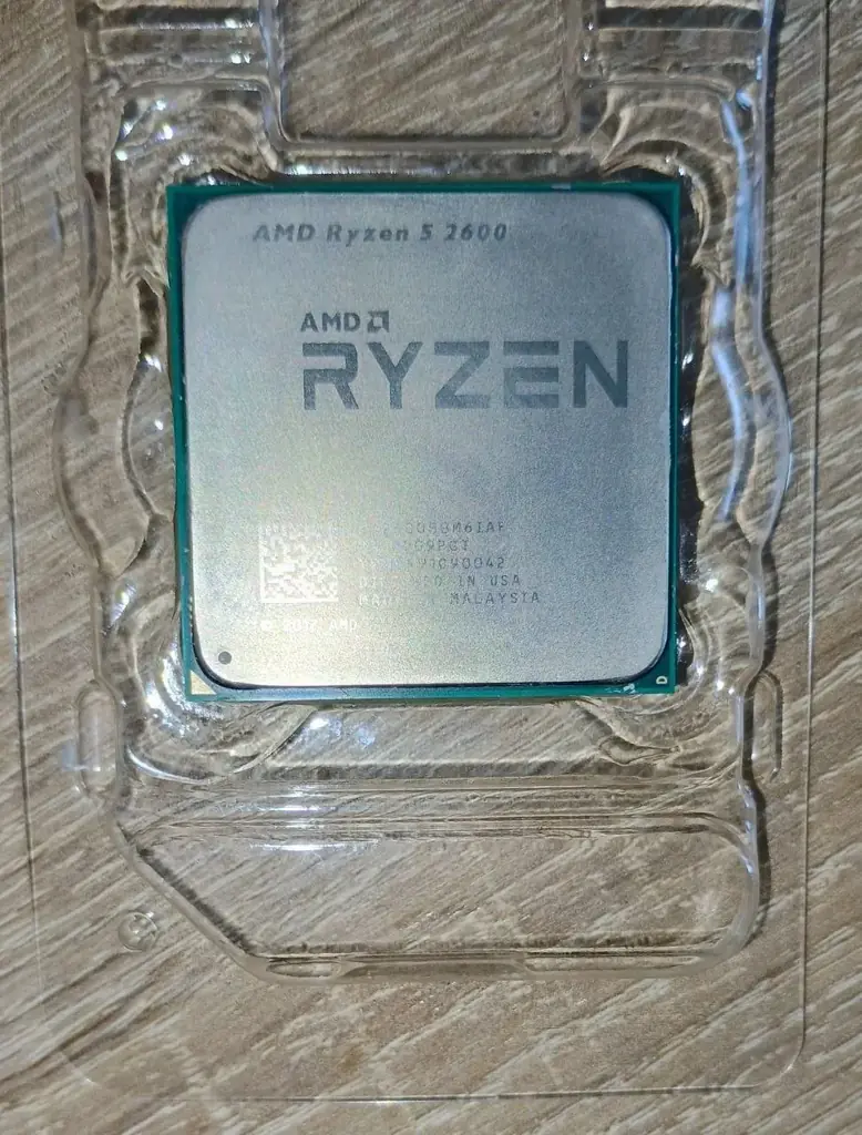 Продам AMD Ryzen 5 2600