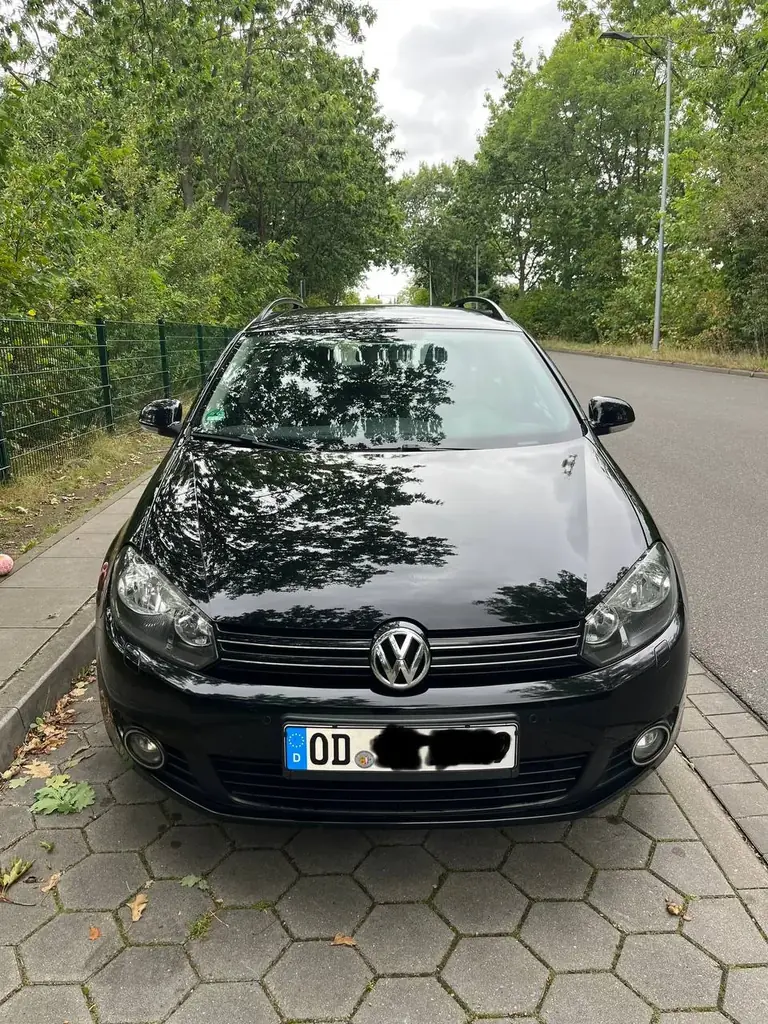 Продам Vw golf 6 variant 2010год 1.6tdi 206.000км пробег , 2 владелец