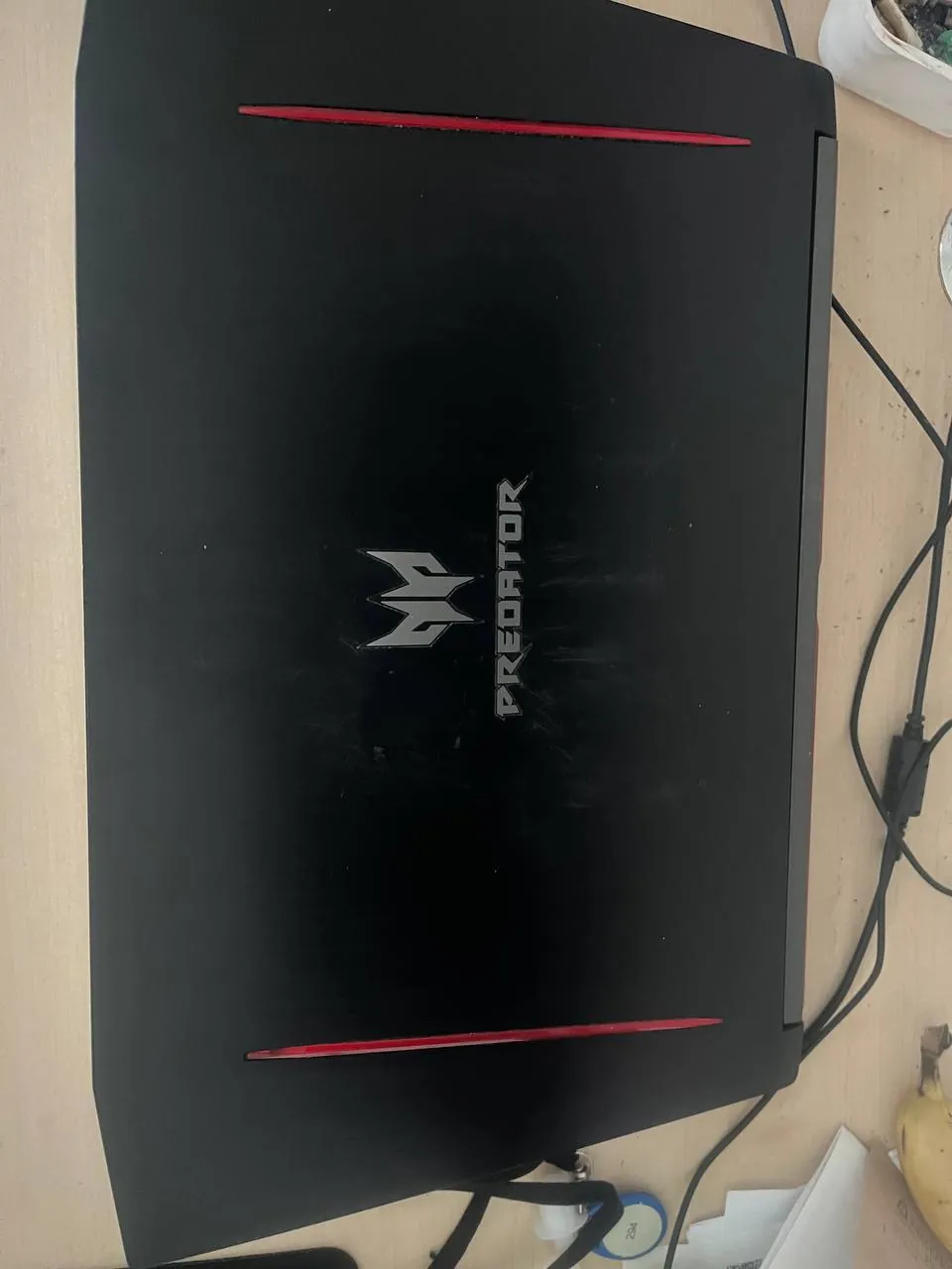 Продаю игровой ноутбук PREDATOR helios 300 с русской раскладкой на клавиатуре.