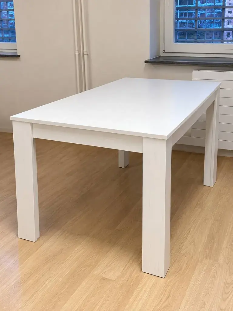 Продаю стол кухонный 60€ торг