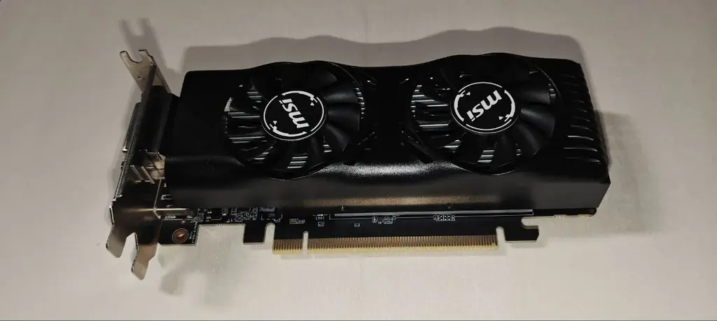 Продам видеокарту MSI GeForce GTX 1650 4GT LP состояние как новая