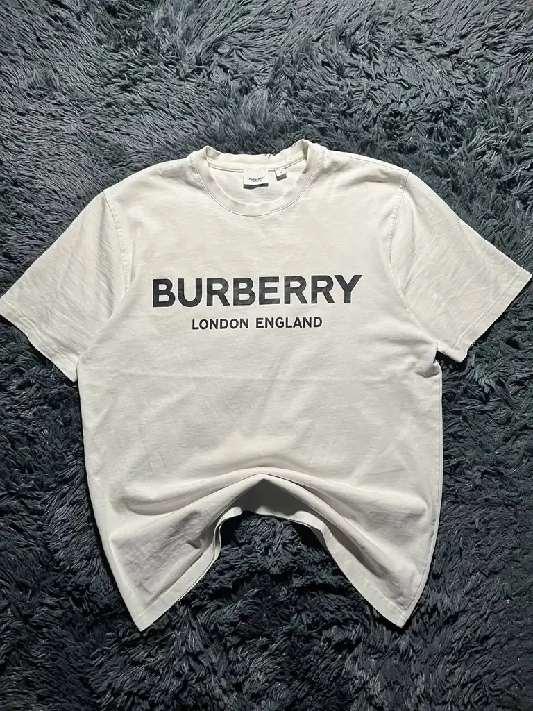 Burberry Футболка