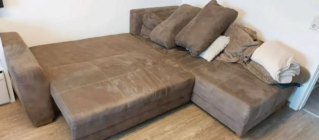 Здравствуйте. Продам раскладной диван. 130€