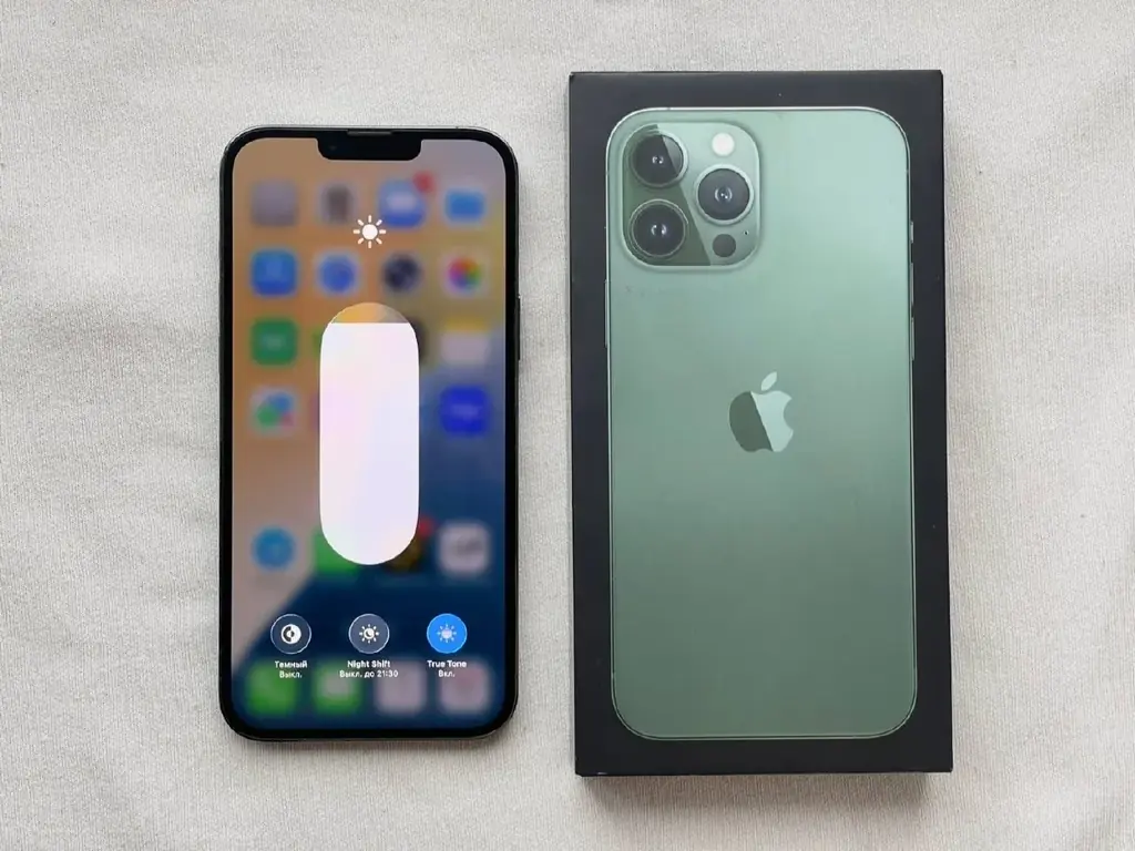 Оригинальный iPhone 13 Pro Max 128gb. Состояние идеальное. Никогда не вскрывался и не разбивался. Б…