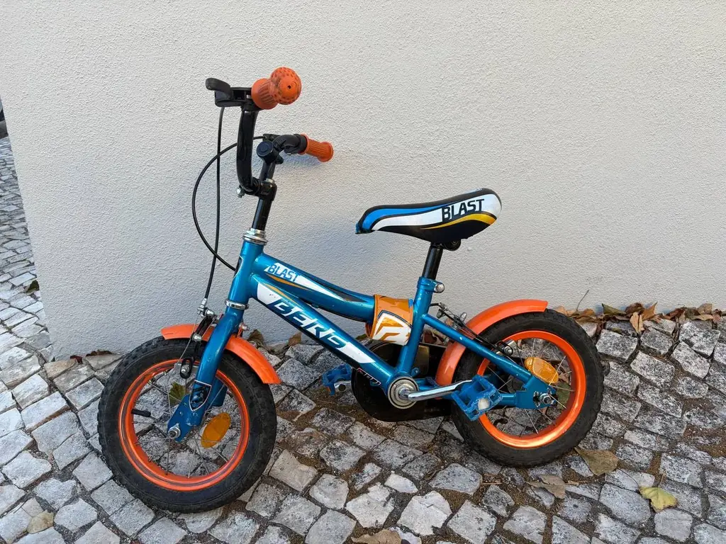 🚲 Детский велосипед BERG Blast 16” — с дополнительными колёсами