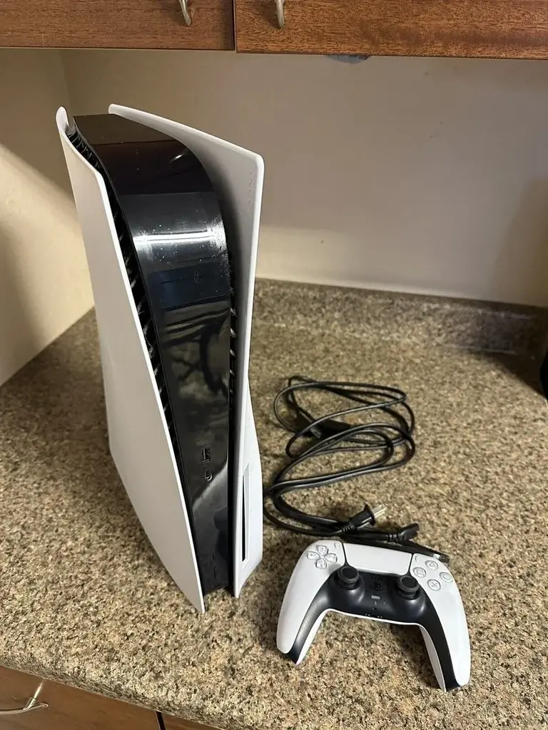В продаже PS5