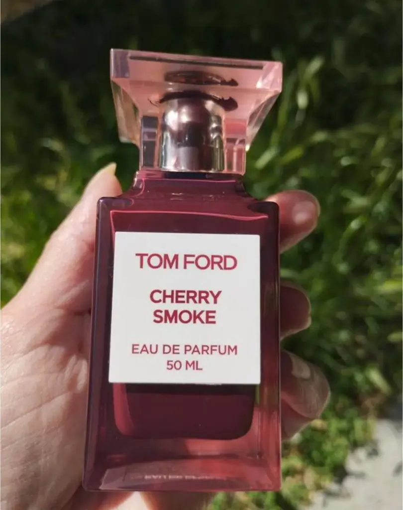 Духи Tom Ford Cherry Smoke ,оригинал , остаток 30 мл. Доп фото в лс. 150€. Бар