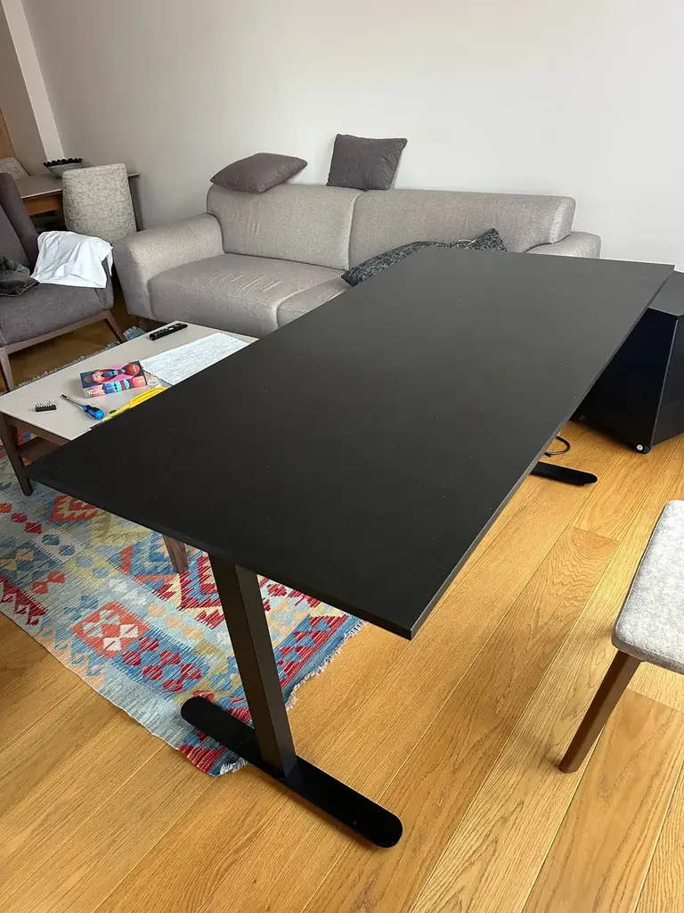 компьютерный стол 100€