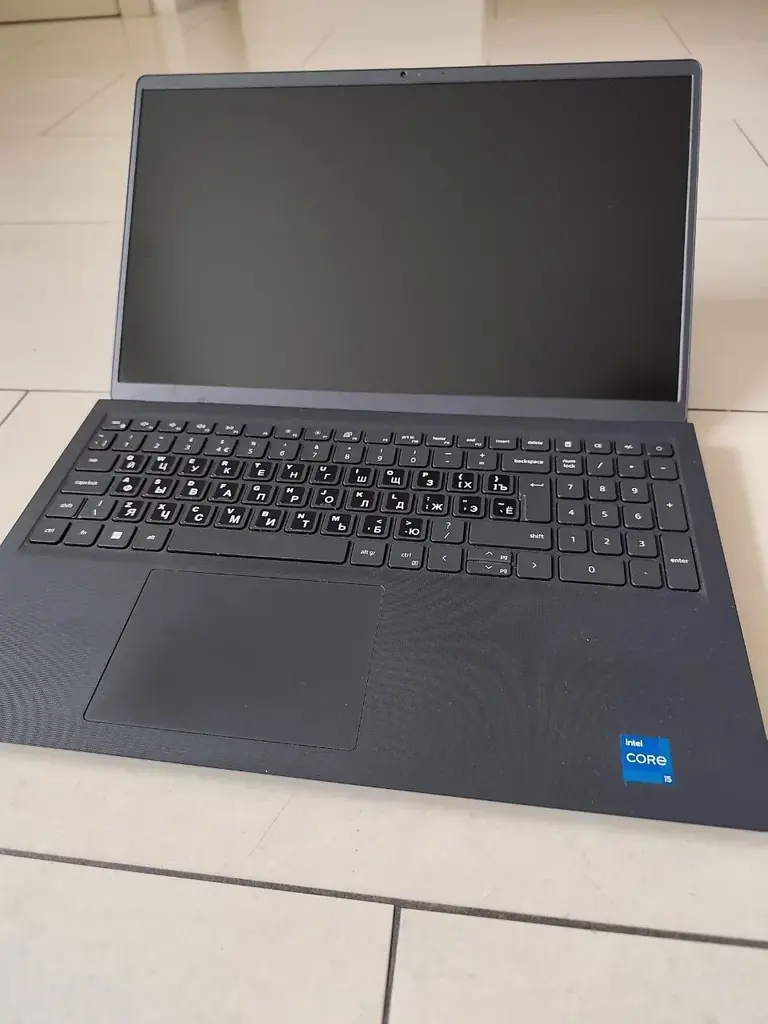 Продам ноутбук Dell Vostro, процессор core i5 12 поколения, оперативная память 16 gb, ssd 500gb, ли…
