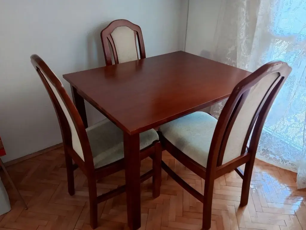 #Продам #Бар: Мебель: стол обеденный со стульями 245 €, этажерки 2 шт.и обувница 45 €,  Тонометр дл…