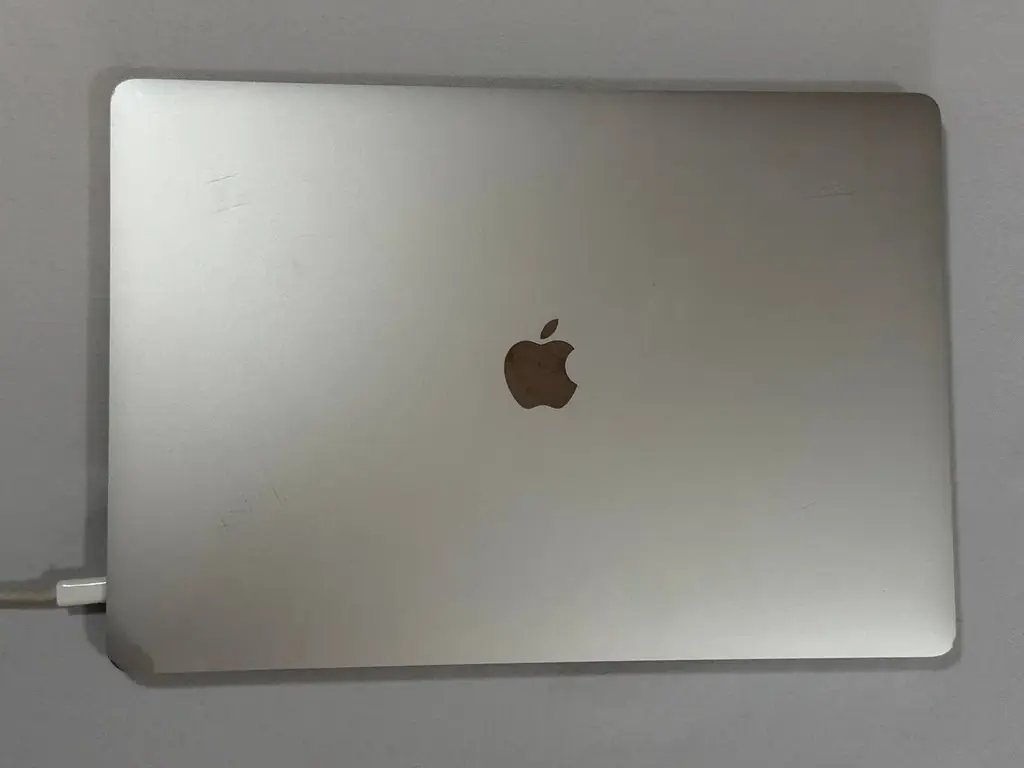 Продам MacBook Pro 16” (2019) в почти максимальной по тем временам рабочей конфигурации. Отличный в…