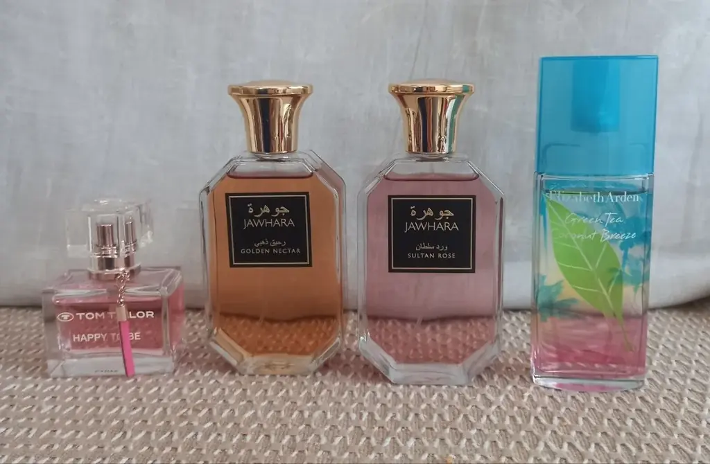 Любые за 10€, покупались в Cosmetics.