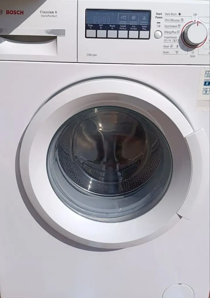 Стиральная машина Bosch classixx 6 , глубина 60 см, 150€ , Тиват