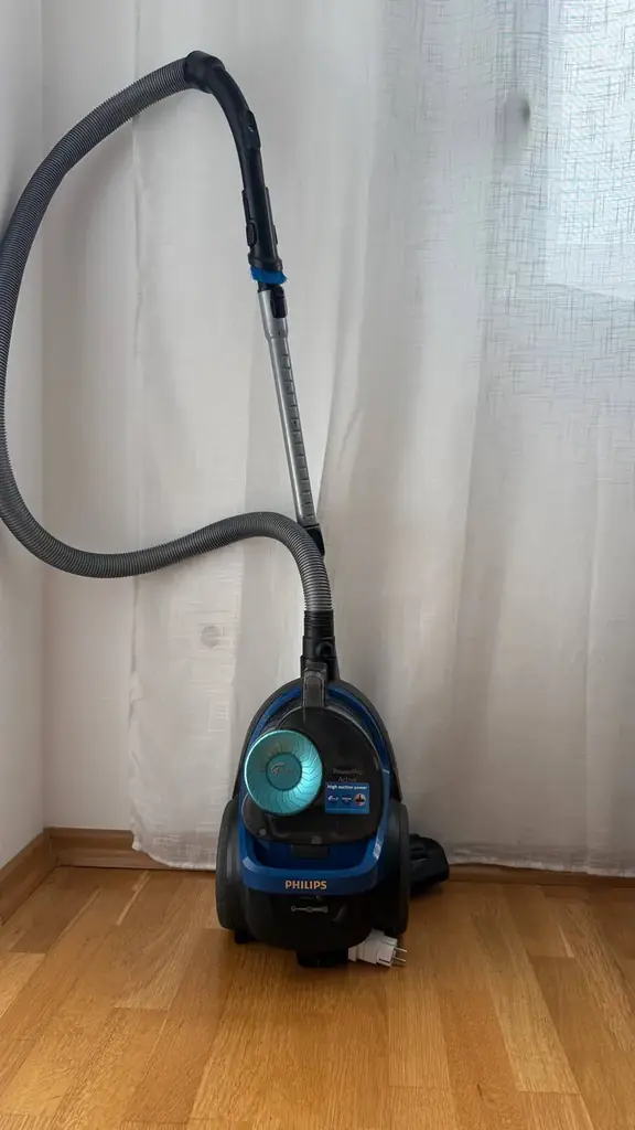 Продам пылесос Philips