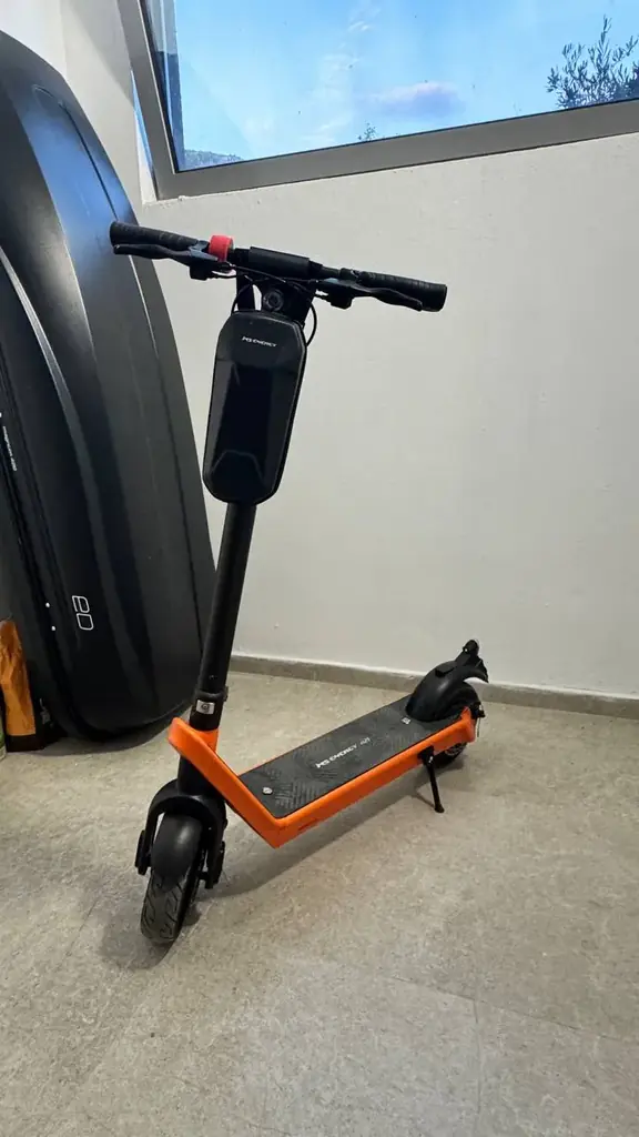 Продам электросамокат в хорошем состоянии. 450€. г.Бар