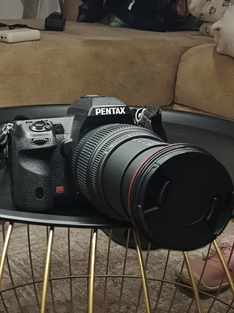 Продается комплект для фото: надежная зеркалка Pentax K-5 II + универсальный суперзум Sigma 18-200m…