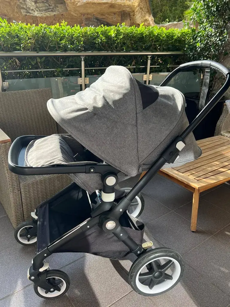 Продаётся коляска Bugaboo Lynx - прогулочный блок (без люльки)