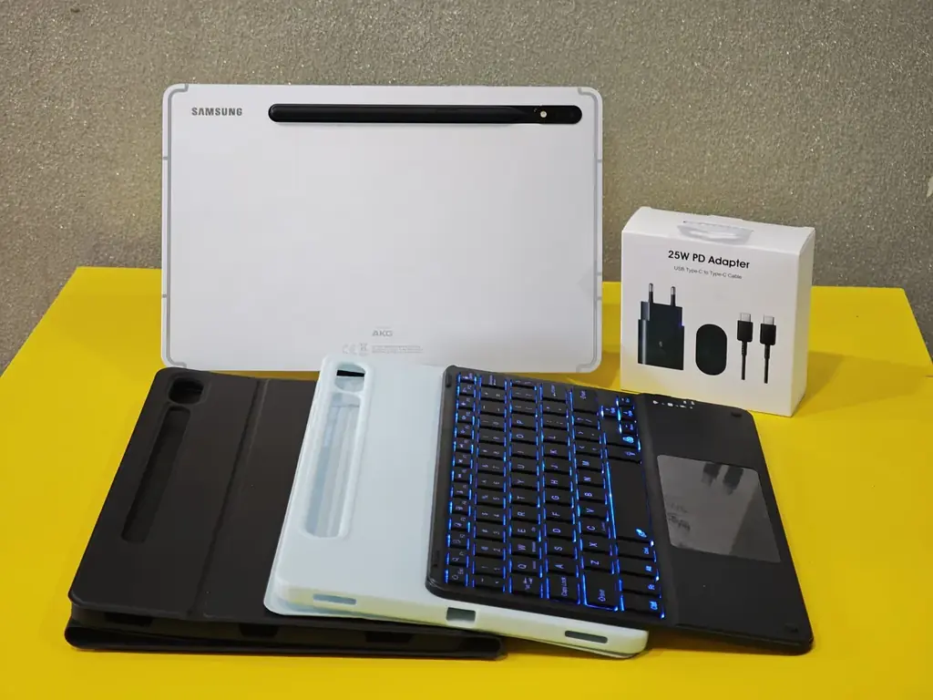 🚀 Samsung Galaxy Tab S8 — премиальный планшет с полной комплектацией!