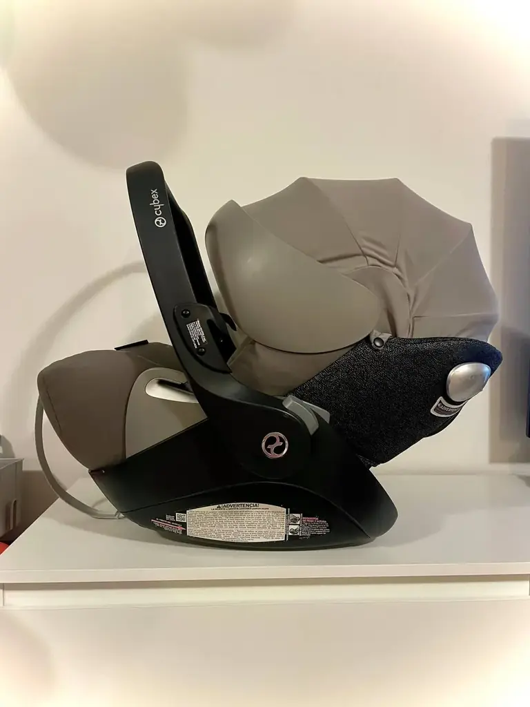 Продаётся автокресло CYBEX Cloud T i-Size