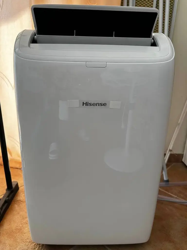 Переносной кондиционер Hisense APH09QC с охлаждением и обогревом