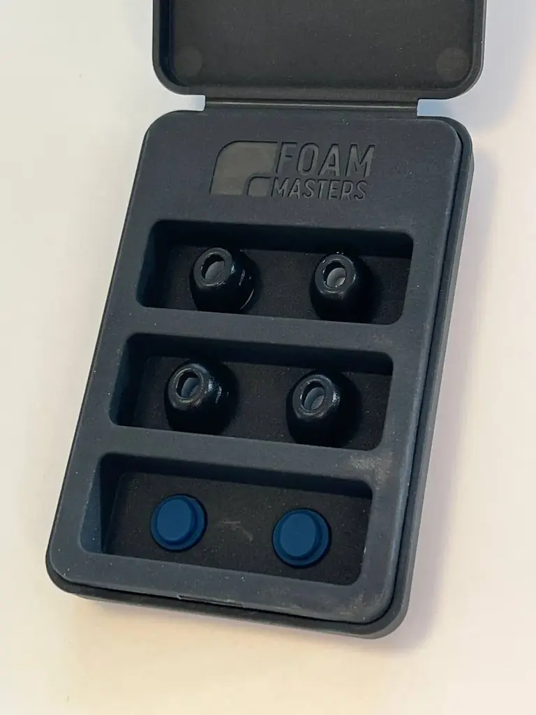 Пенные накладки из memory foam FoamMasters Premium для наушников AirPods Pro 1&2.