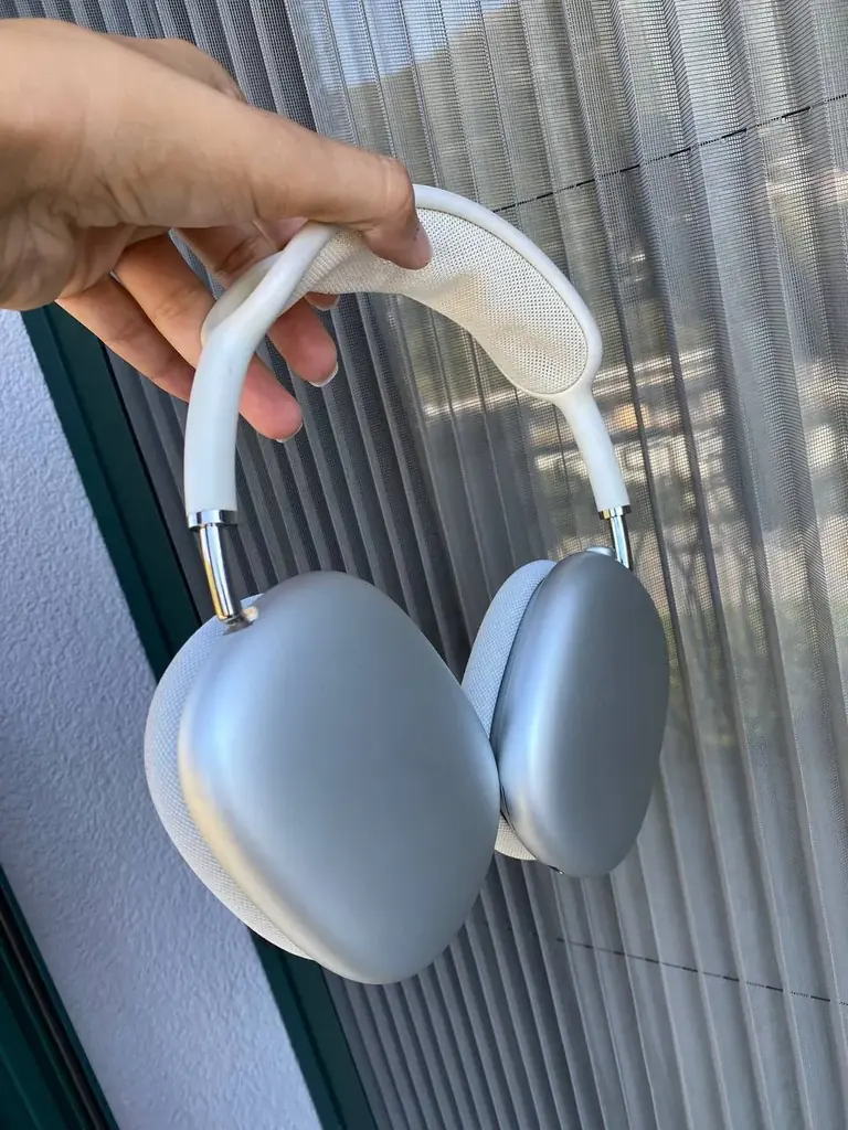 Продаю AirPods Max в отличном состоянии