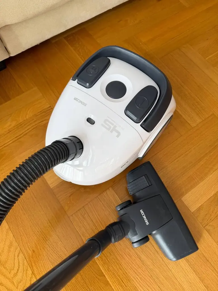 Продам пылесос